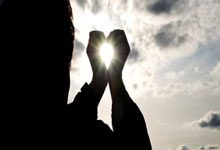 股票开户怎么买国债逆回购:投股票是怎么样个流程-8月A股新开户数265万户 同比增长165%